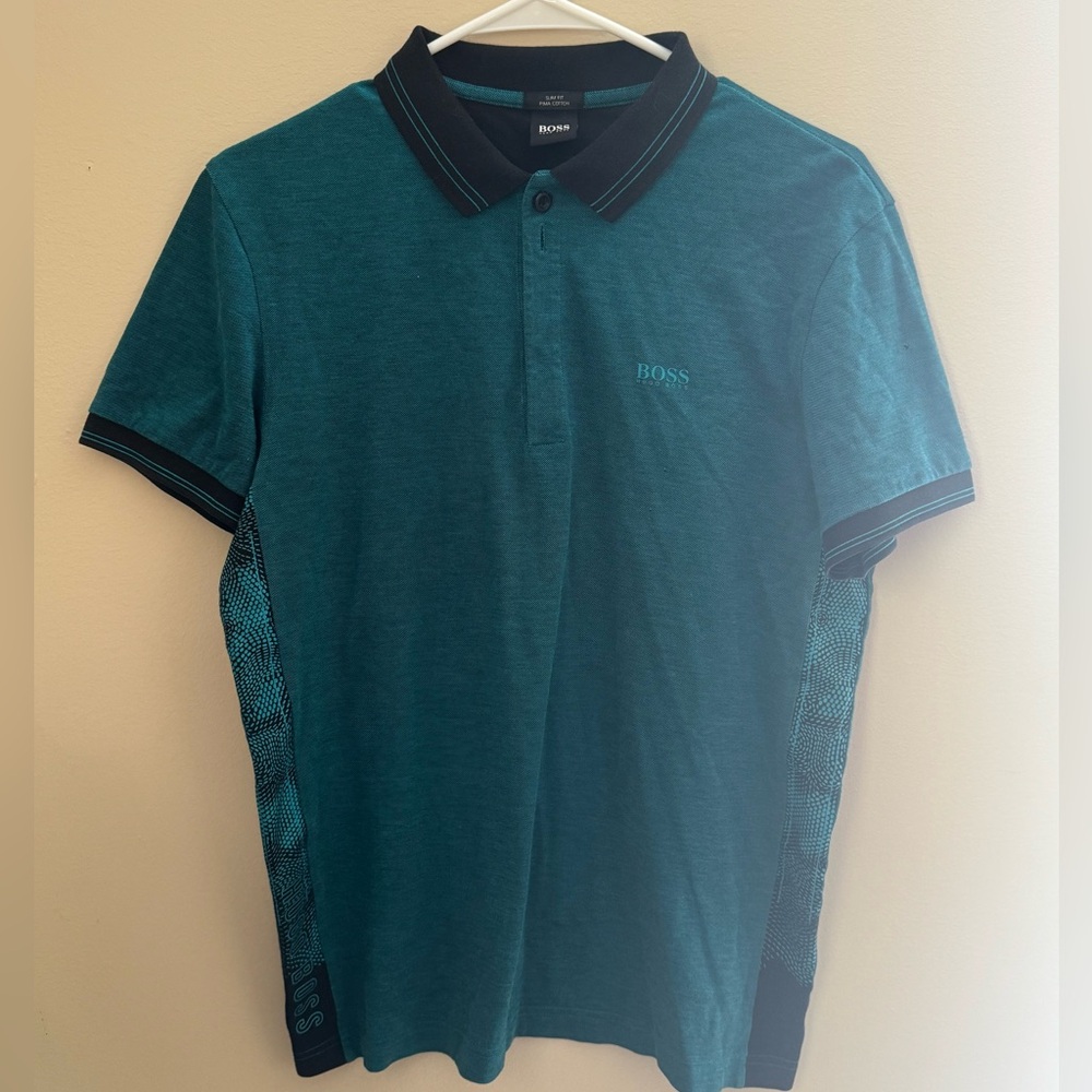 SLIM FIT POLO SHIRT WITH SEASONAL ARTWORK